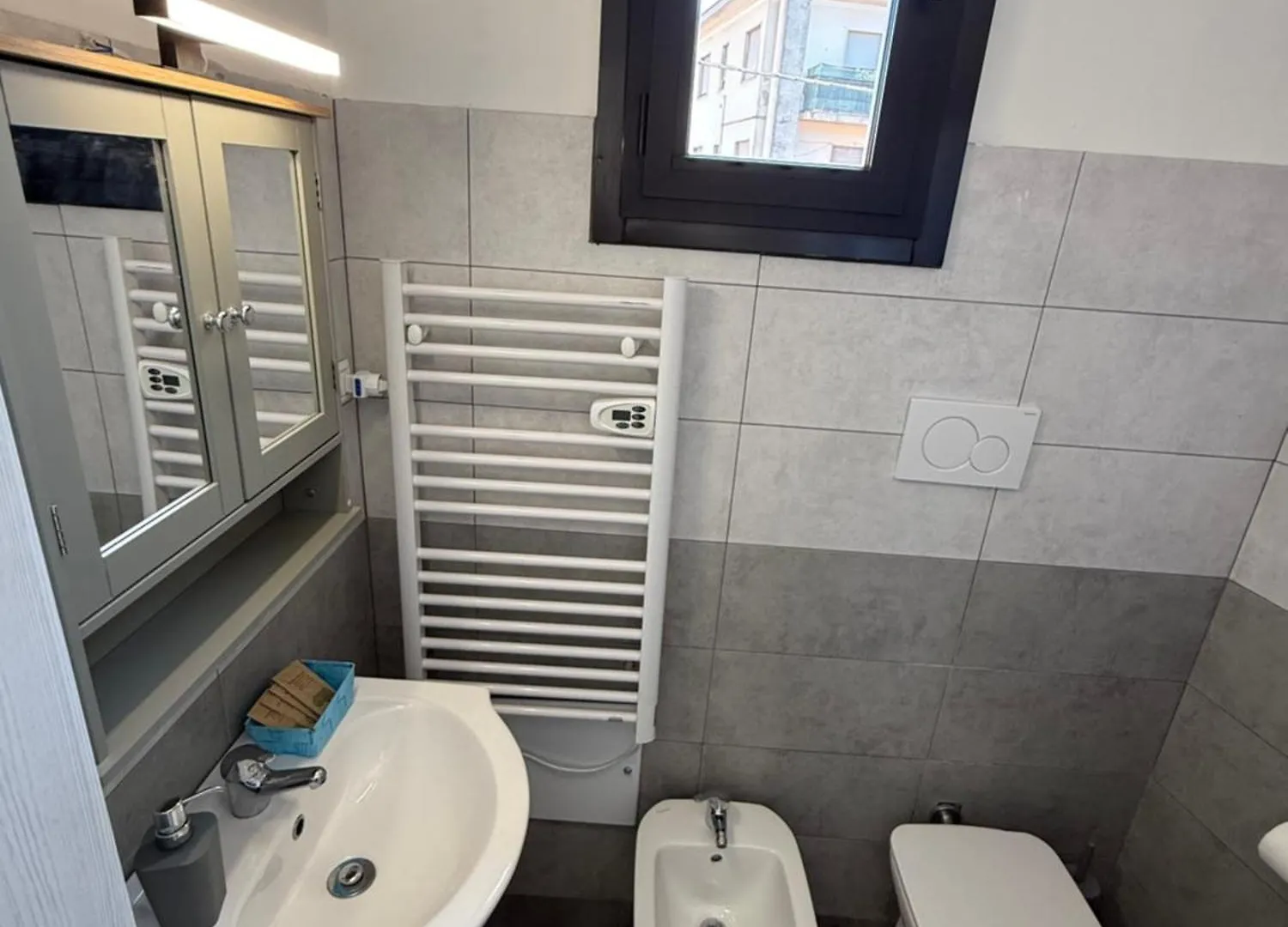 Easyrooms One Parma Guest house