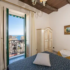 Residenza Del Duca Rooms&apartments 2*, Amalfi Italia