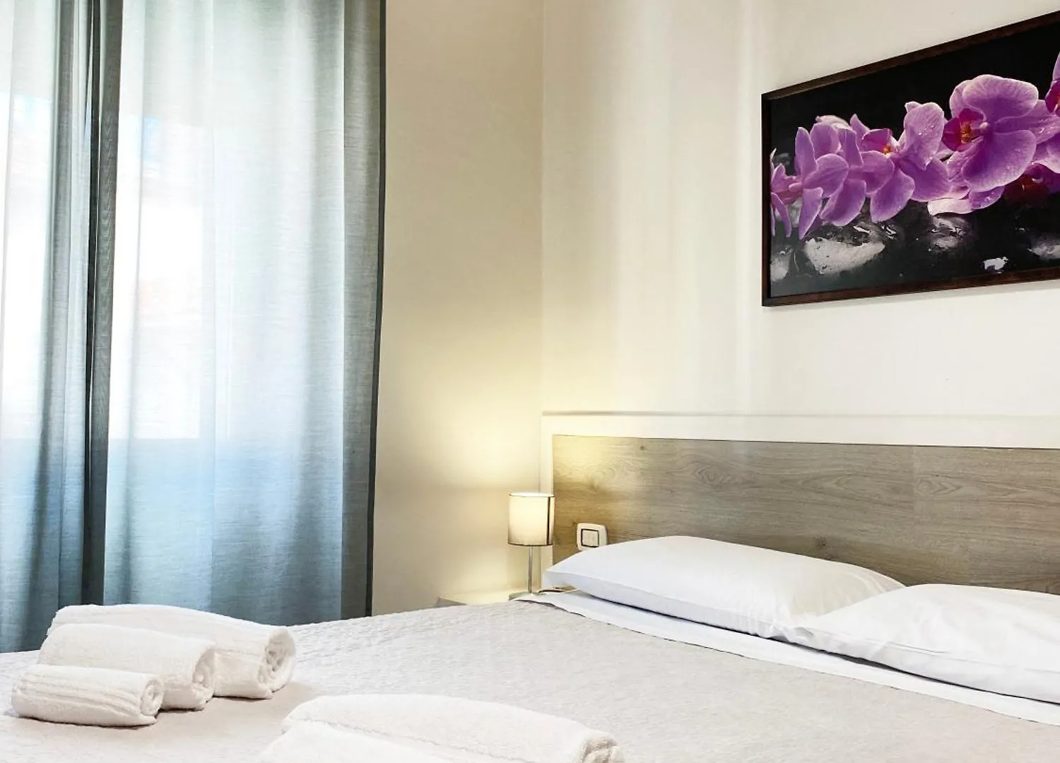 Easyrooms One Parma 0*,  Italia